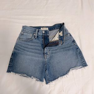 Madewell Momjean shorts